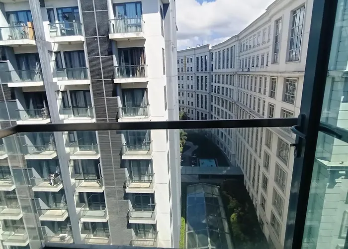 1 Bedroom Condotel Near Terminal3 Airport *